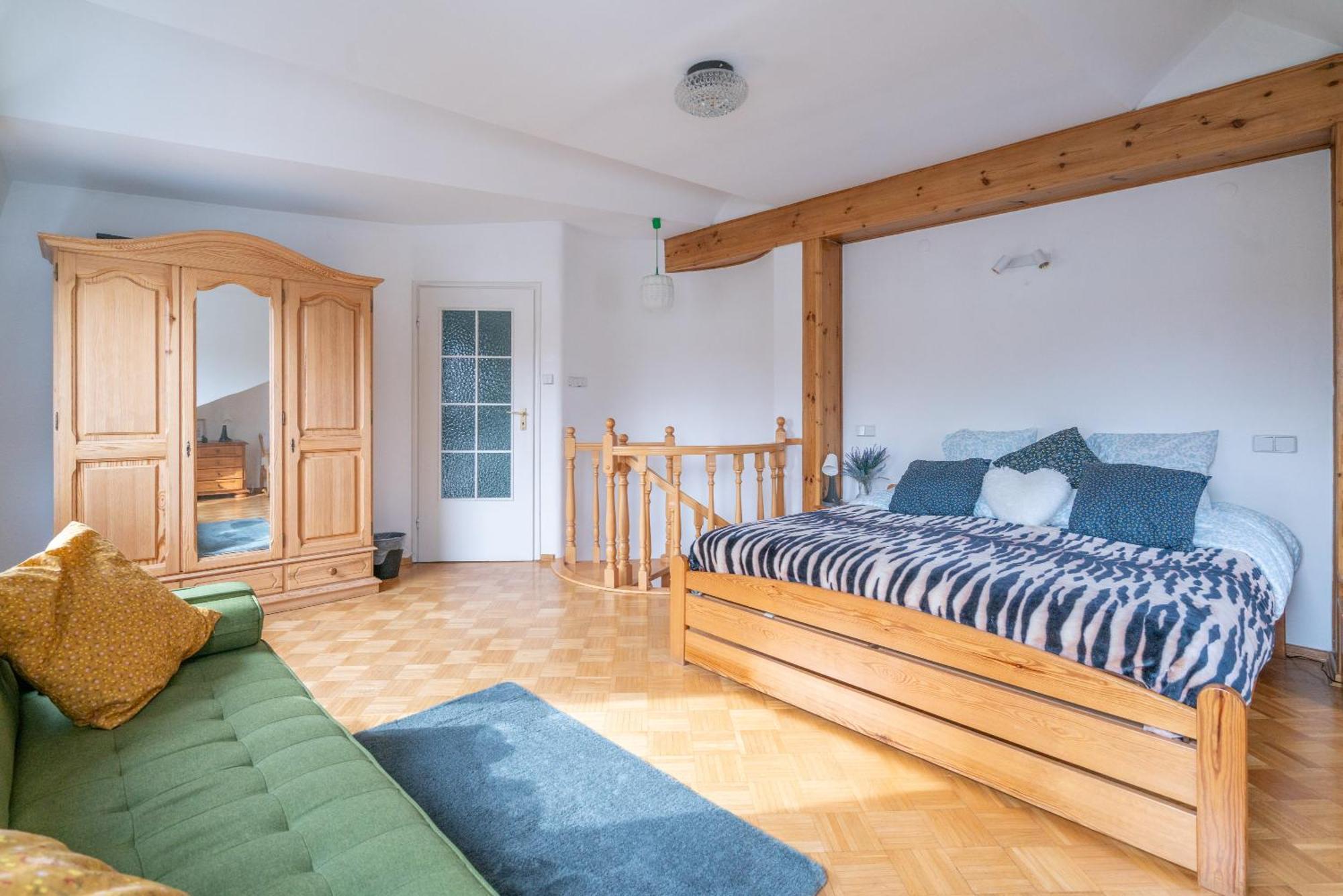 Apartament Dwupoziomowy Apartament Krakowskie Przedmiescie Warszawa